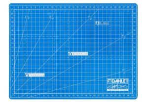 Dahle 10690 Plancha de Corte A4 22x30cm - 5 Capas con Nucleo Resistente al Corte - Lineas de Orientacion - Color Azul